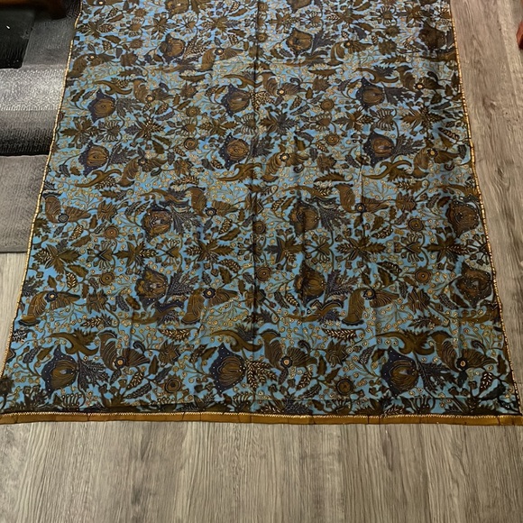 Vintage 1963 Gorgeous Indonesia Long Sarong  Made and purchased in Indonesian - Picture 4 of 5